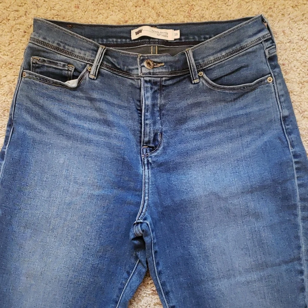 Levi Jeans Straight Leg - Picture 2 of 8